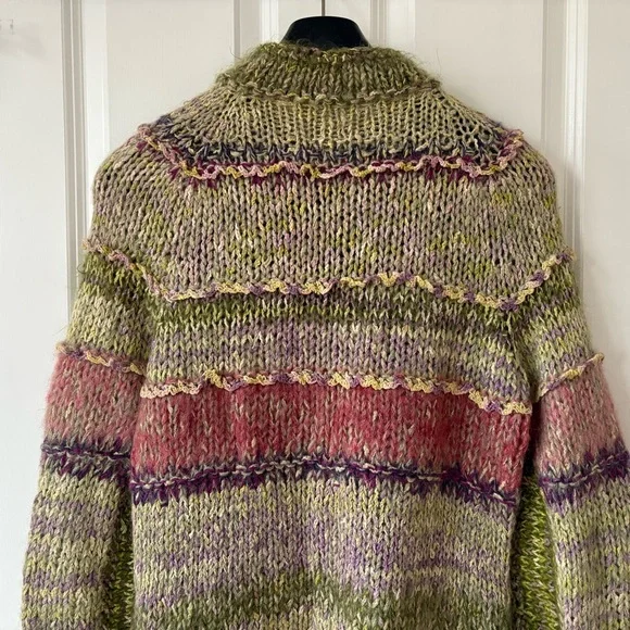 EUC, Handmade Chunky Knit Multicolor Cardigan with Pockets. Green & Pink, Size M - Picture 4 of 7
